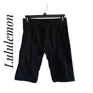 Lululemon Size 6 High Waisted Biker Shorts Black Speckled
